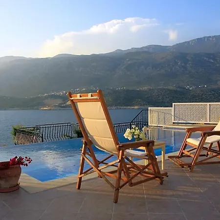 Yenikoy Sleeps 8 Pool Air Con Wifi Вилла *